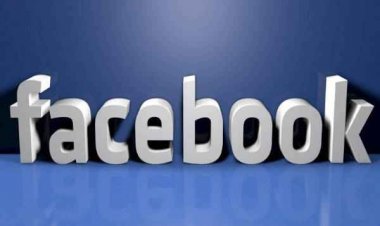 Facebook was down for several hours, strange posters appeared in the news feed