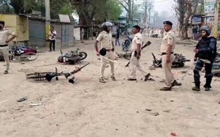 Bihar burning in the fire of violence: Violence erupted again in Sasaram, one killed in firing in Bihar Sharif